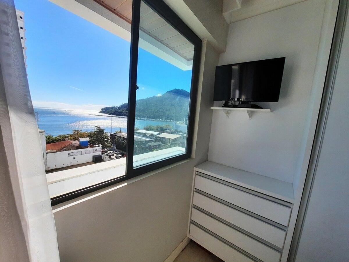 3 Suites Linda Vista Da Orla De Bc A 50M Da Praia - Somente Familiares Balneario Camboriu Exterior photo