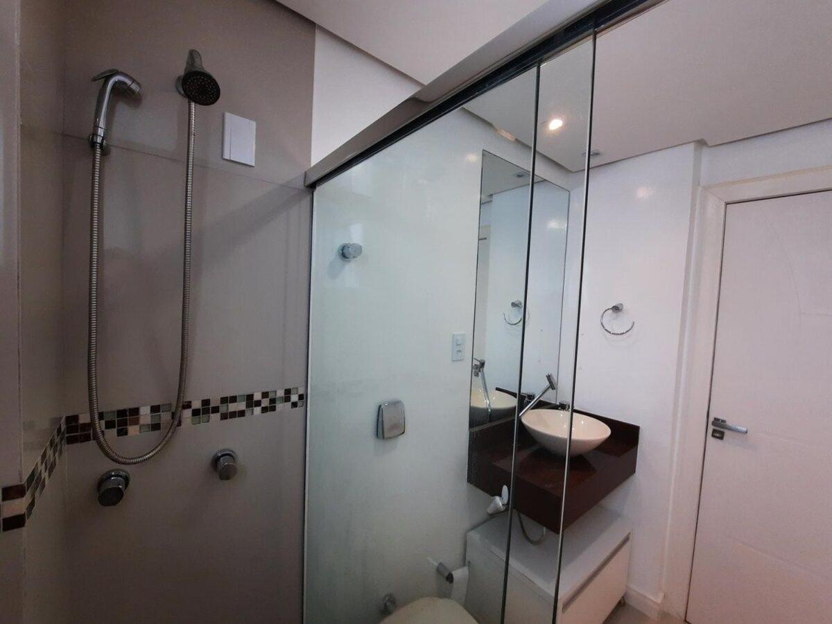 3 Suites Linda Vista Da Orla De Bc A 50M Da Praia - Somente Familiares Balneario Camboriu Exterior photo
