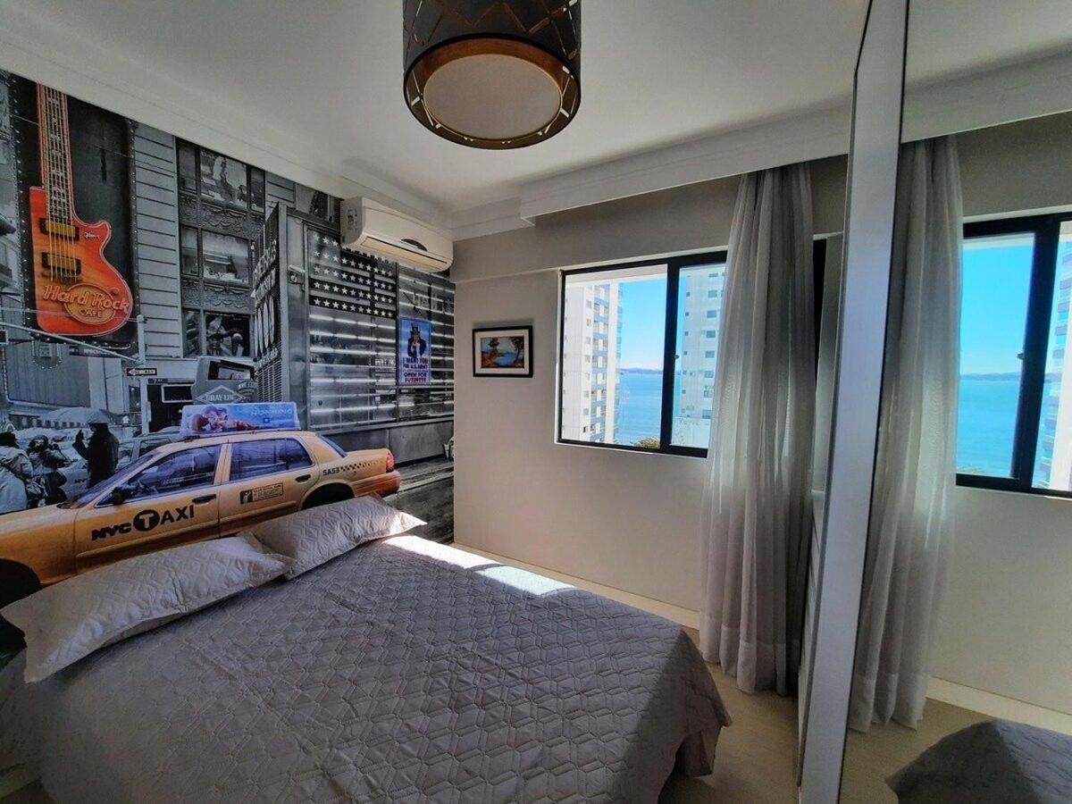 3 Suites Linda Vista Da Orla De Bc A 50M Da Praia - Somente Familiares Balneario Camboriu Exterior photo